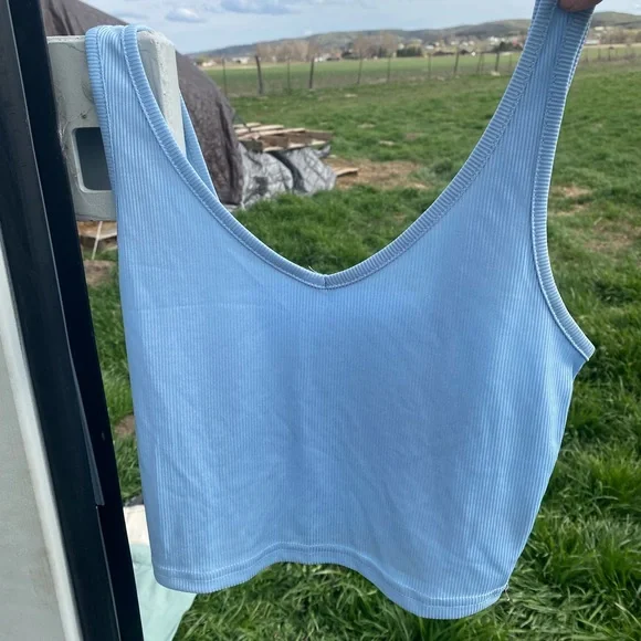 tanks - Picture 2 of 4